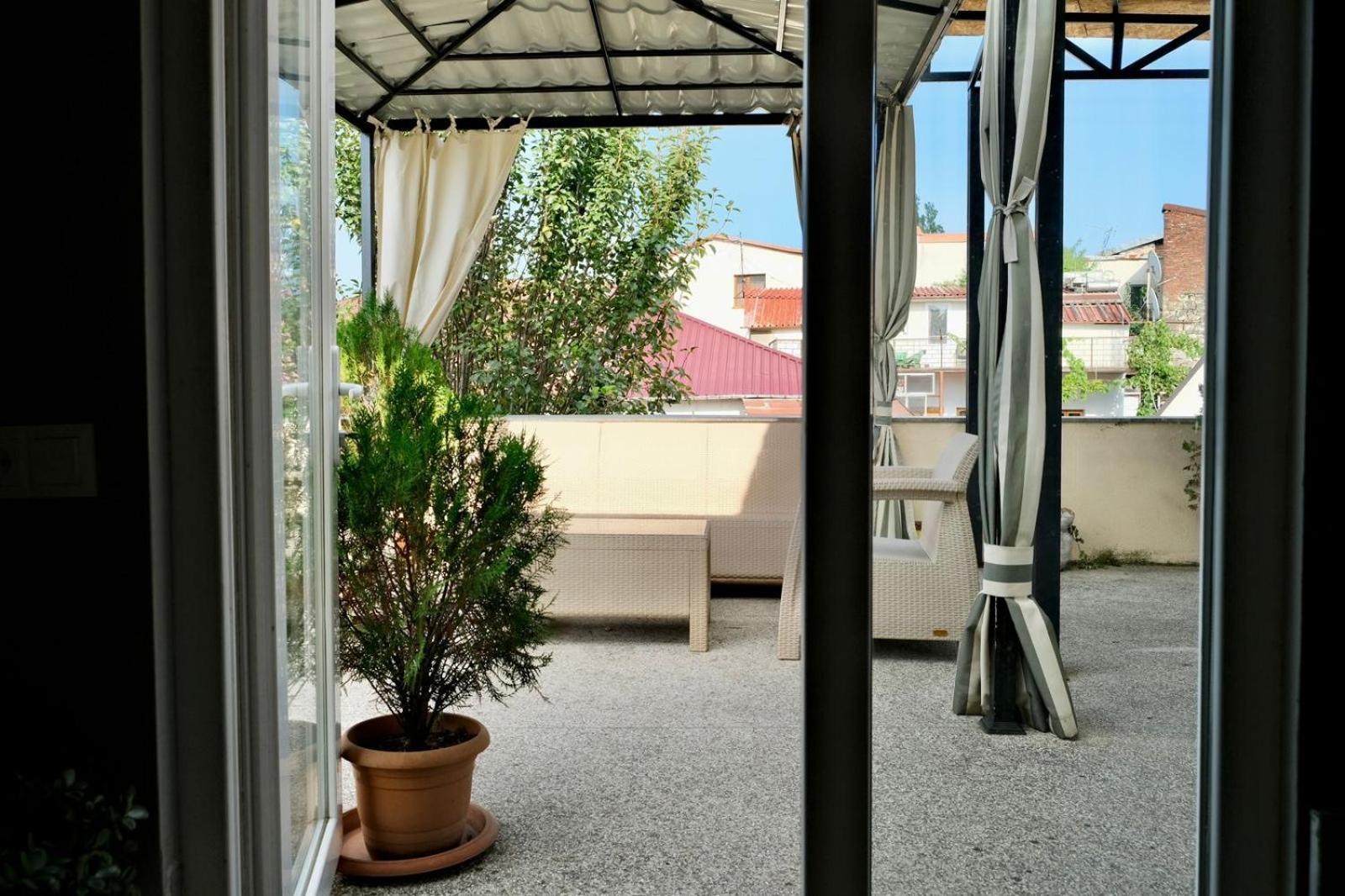 Aisi Kutaisi Hotel Exterior foto